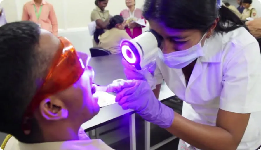 VELscope device screening